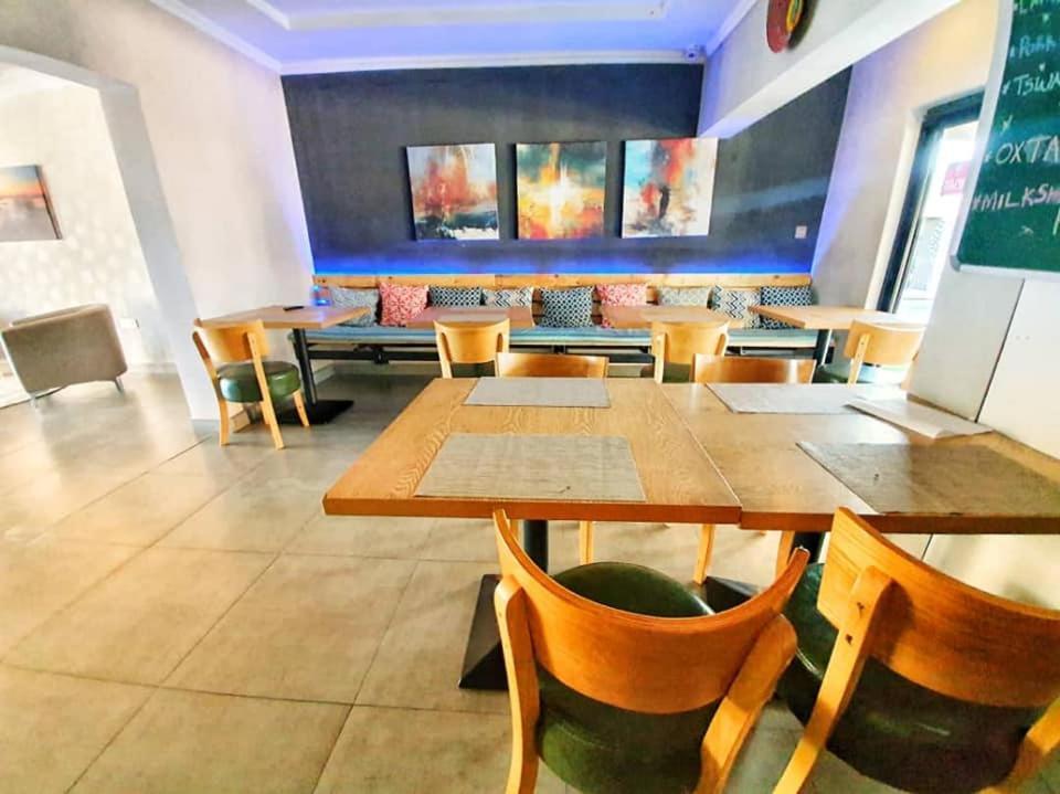 Phudzi Hotel Letlhakane Ngoại thất bức ảnh